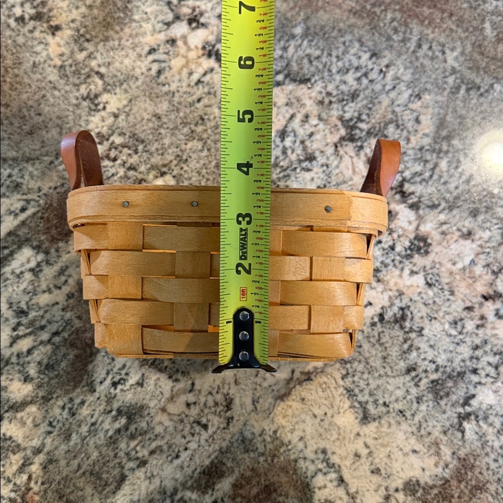 Longaberger Key Basket - Picture 6 of 6